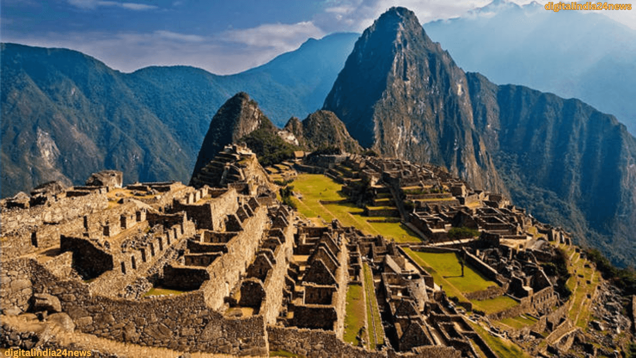 List of Popular 8 Wonders of The World